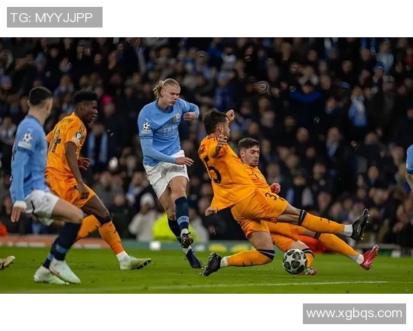 中超赛场曼城惊艳逆袭皇马引发转会热议与球迷狂欢